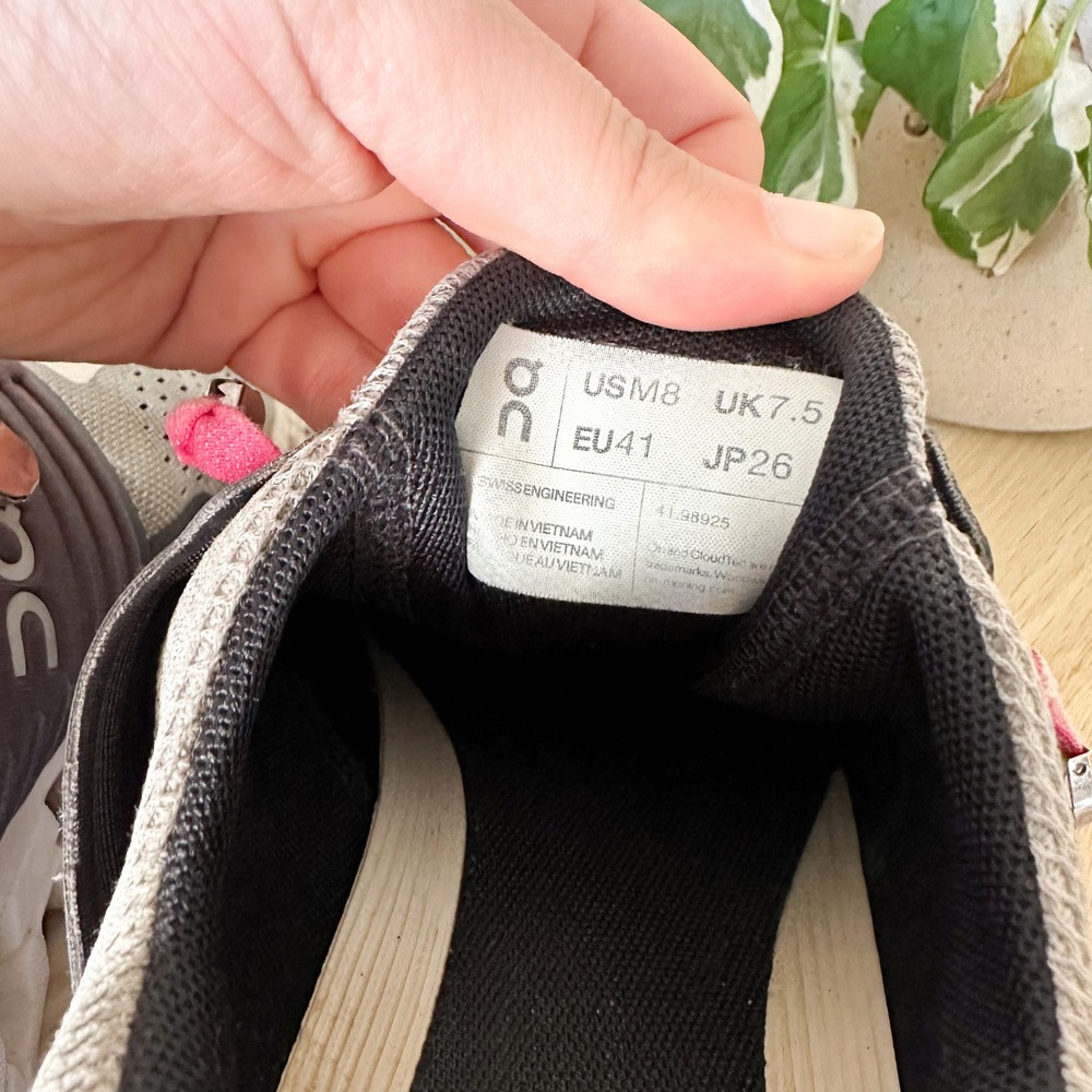 On Running | Cloudswift 3 Mesh Running Sneakers in Grey Pink size 8 - Picture 7 of 7